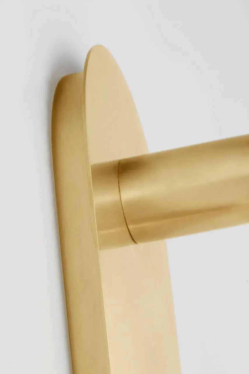 Fielle X-Large Sconce in Natural Brass - Image 3