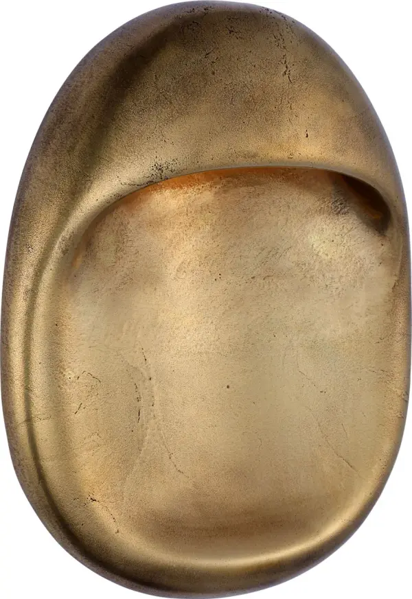 The Esculpa wall light brings museum-quality artistry to your walls with its distinctive rounded brass form. At 14 inches, it makes a bold statement while maintaining elegant proportions for residential and hospitality spaces.