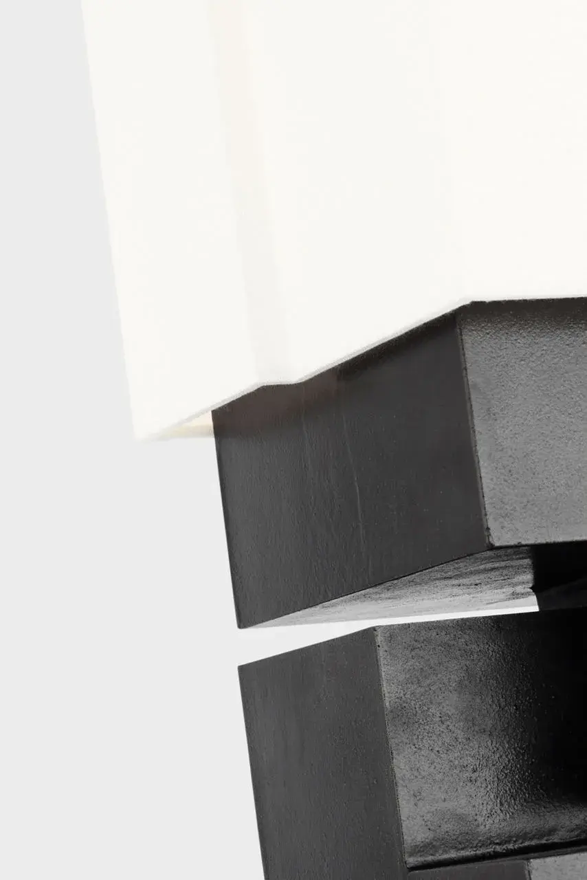 Sophisticated Museum Black Table Lamp with Classic Linen Shade - Image 4