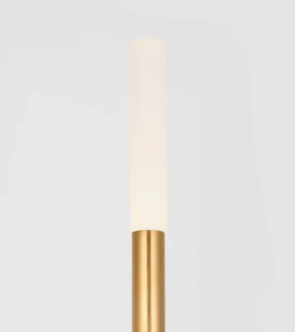 Elegant Crystal Table Lamp with Timeless Brass Finish - Image 8