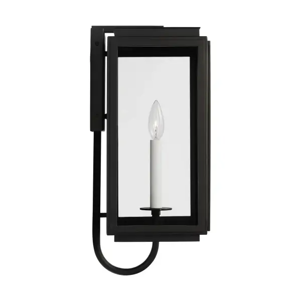 A contemporary take on classic gas lantern design, the Edgar wall lantern combines timeless aesthetics with modern StoneStrong material that withstands harsh outdoor conditions including coastal and winter climates.
