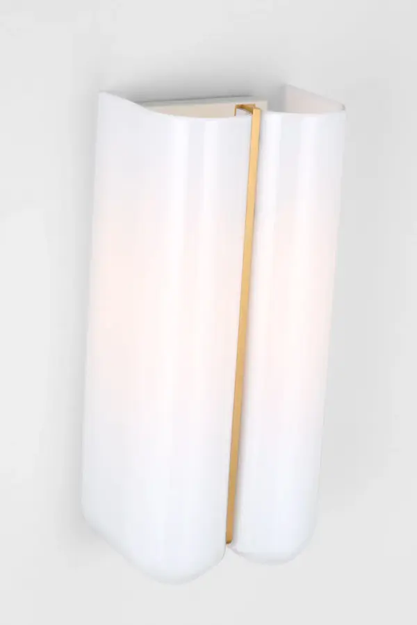 Cheverny Small Sconce in Burnished Brass - Image 3