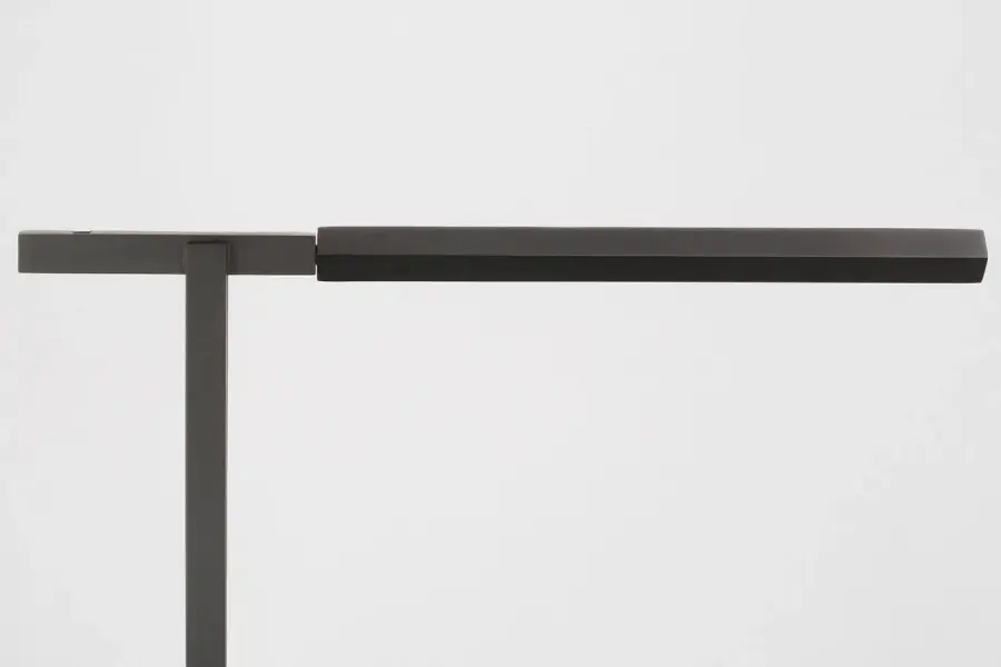 Sleek Contemporary Floor Lamp with Warm, High-Quality LED Lighting - Image 7