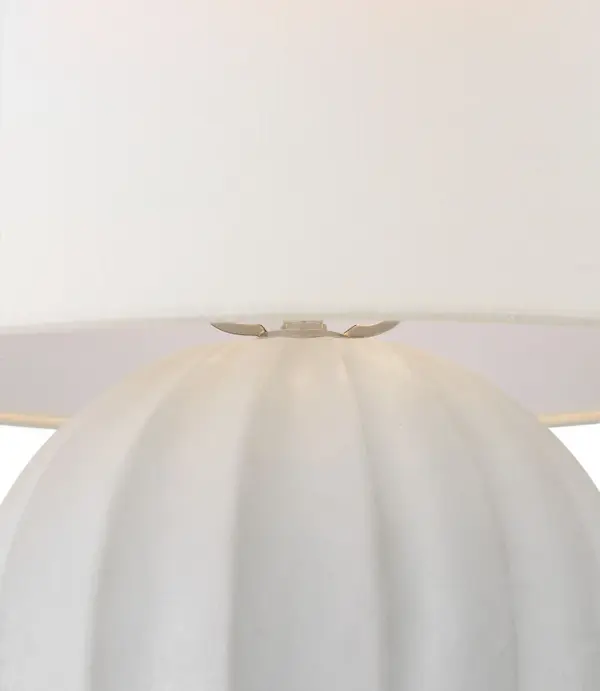 Elegant Transitional Table Lamp with Classic Linen Shade - Image 5