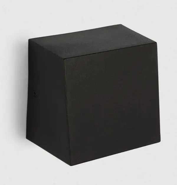 Kakudo Small LED Wall Lantern - Image 4
