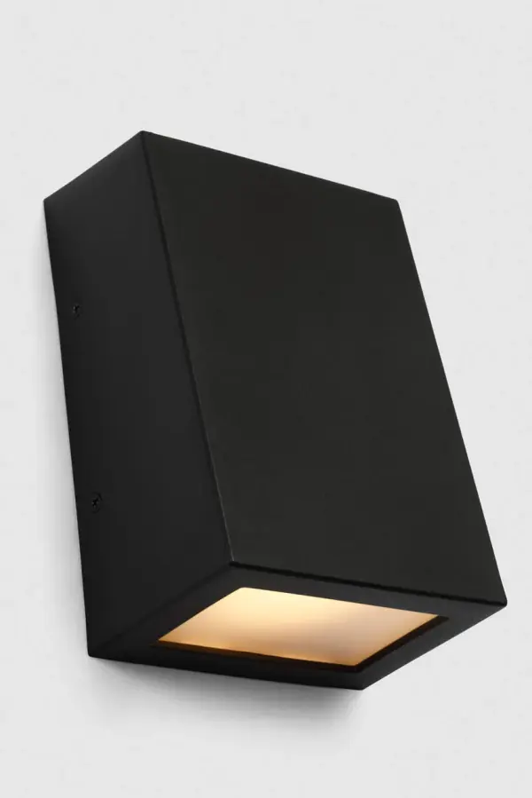 Kakudo Medium LED Wall Lantern - Image 4