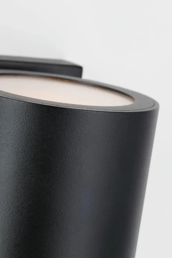Pressa Round Small Wall Sconce in Black - Image 6