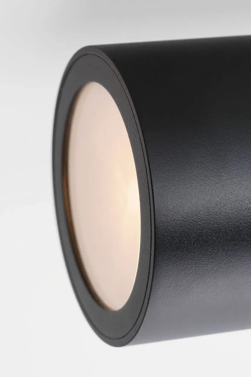 Bold Contemporary Outdoor Lighting with Warm LED Technology - Image 6