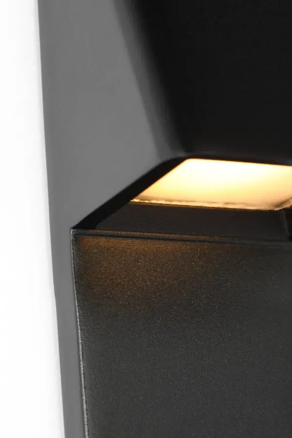 Froler 36" Outdoor Wall Sconce in Outdoor Black - Image 3