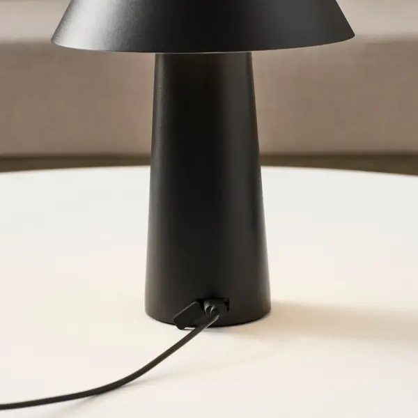 Sesa Short Rechargeable Table Lamp - Image 16
