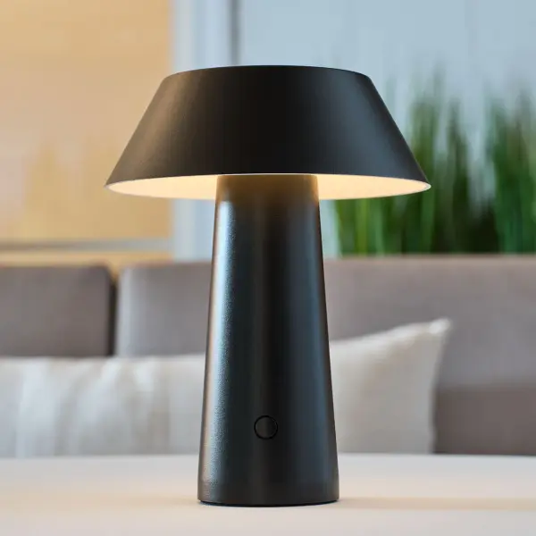 Sesa Short Rechargeable Table Lamp - Image 18