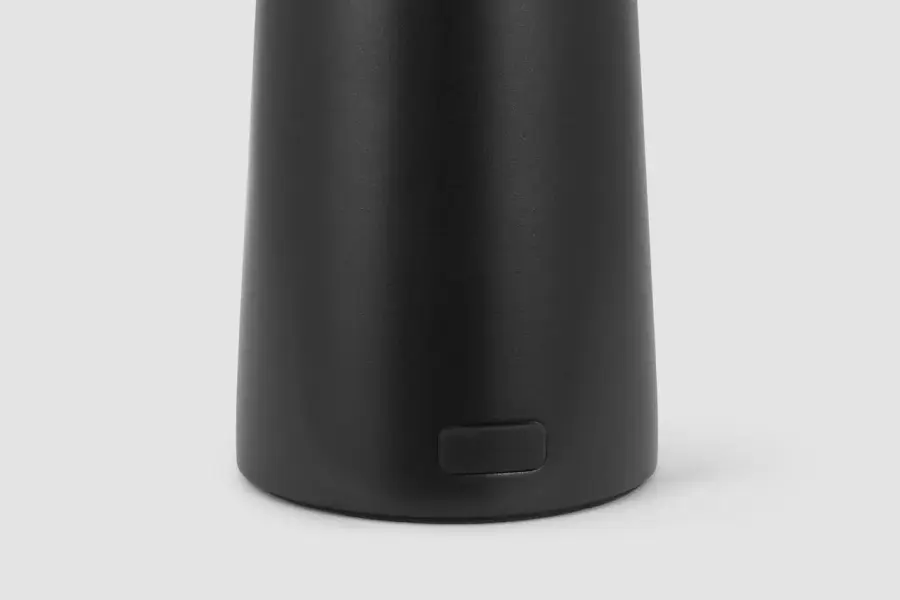 Sesa Short Rechargeable Table Lamp - Image 4