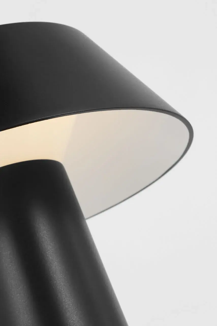 Sesa Short Rechargeable Table Lamp - Image 6