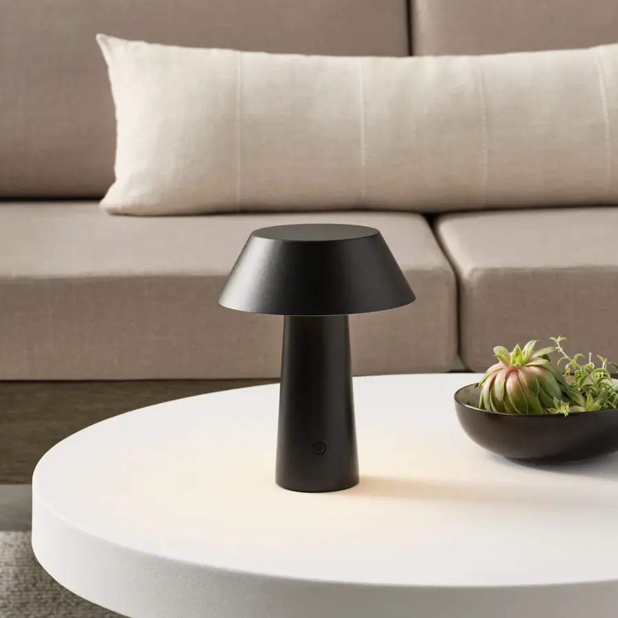 Sesa Short Rechargeable Table Lamp - Image 10