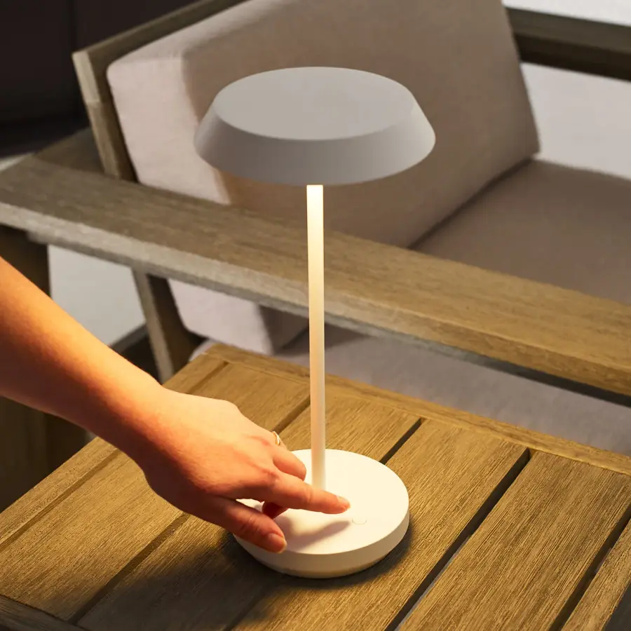 Tepa Rechargeable Table Lamp - Image 12
