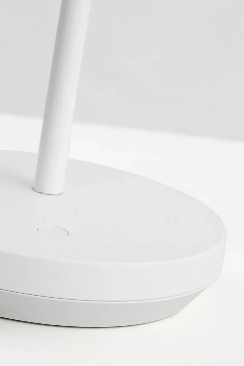 Tepa Rechargeable Table Lamp - Image 5