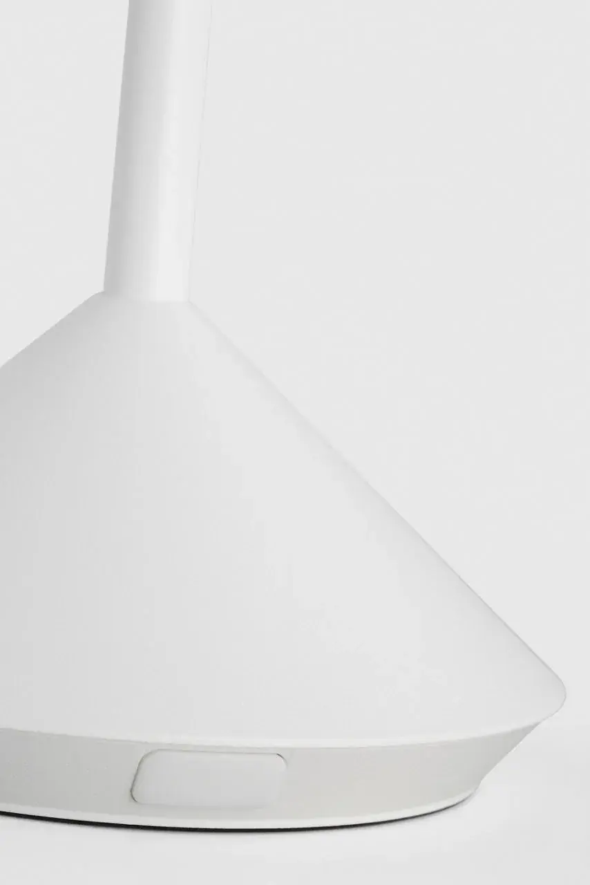 Moneta Rechargeable Table Lamp - Image 9