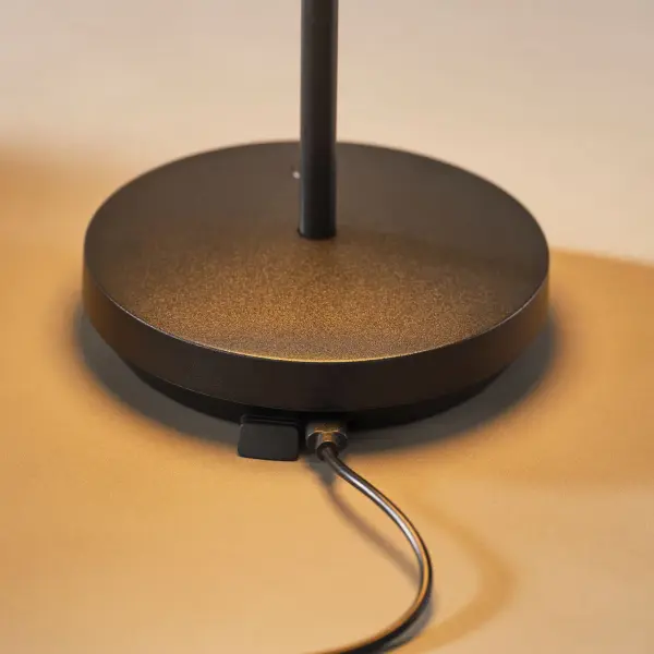 Tepa Short Rechargeable Table Lamp - Image 25