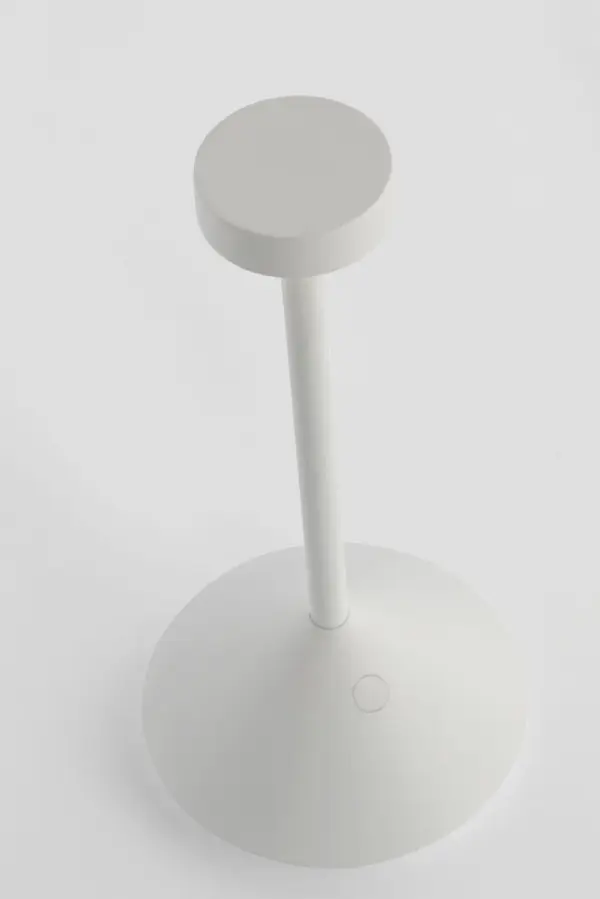 Moneta Short Rechargeable Table Lamp - Image 4