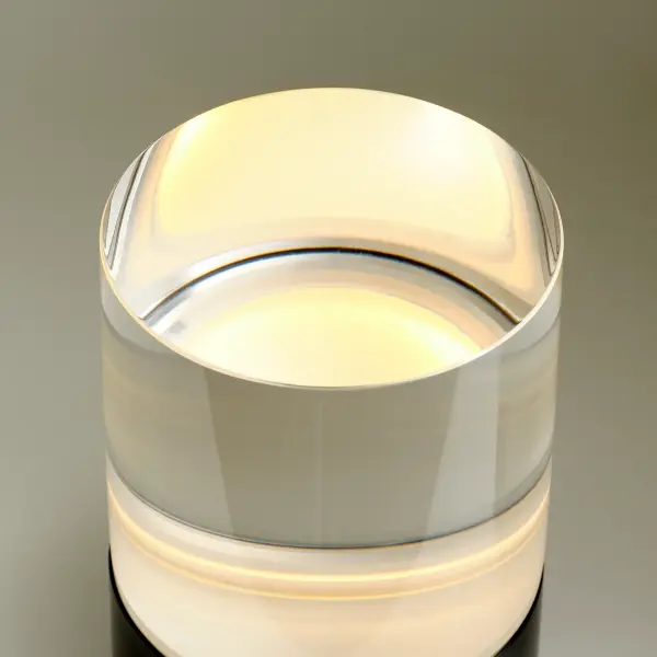 Elegant Rechargeable Table Lamp with Warm, High-Quality Light - Image 18