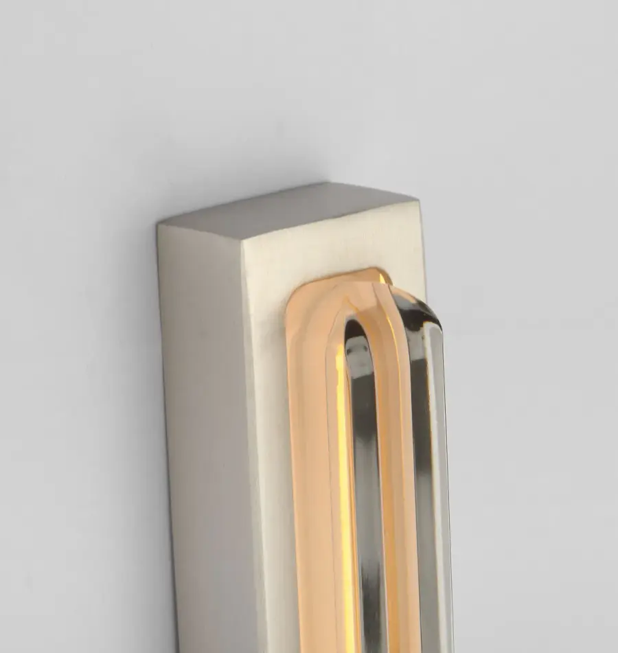 Bloccare 18" Vanity Light in Satin Nickel - Image 5