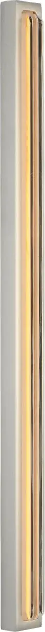 Sean Lavin's Bloccare vanity light combines solid crystal with edge-lit LED technology for a sophisticated, modern aesthetic. The 24-inch span provides balanced illumination ideal for vanities and transitional spaces.