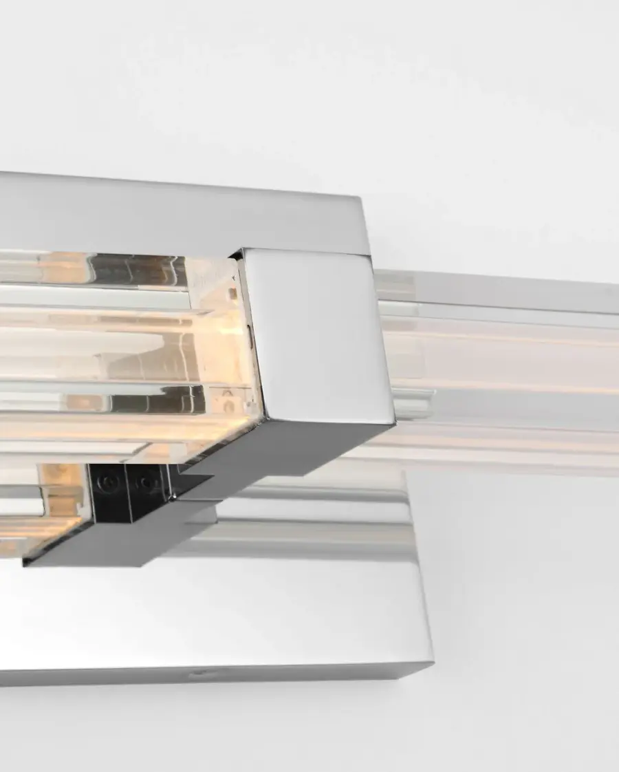 Reiya Square 24" Vanity Light in Chrome - Image 4