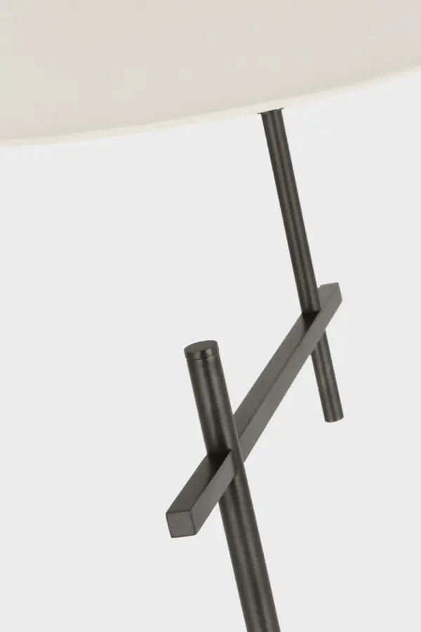 The Hackney cordless floor lamp combines traditional bridge arm functionality with modern wireless convenience. Its bronze finish and linen shade create a sophisticated look suitable for various interiors. - alternate view