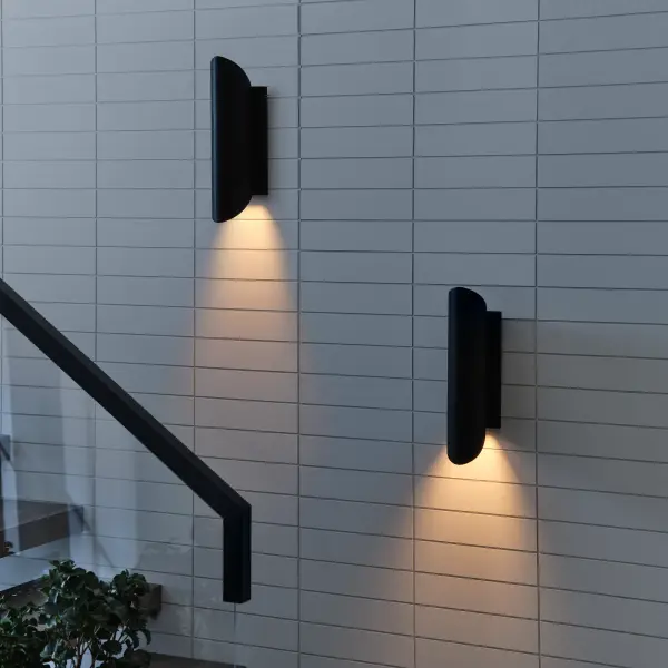 Ruxton Medium Outdoor Wall Lantern - Image 16