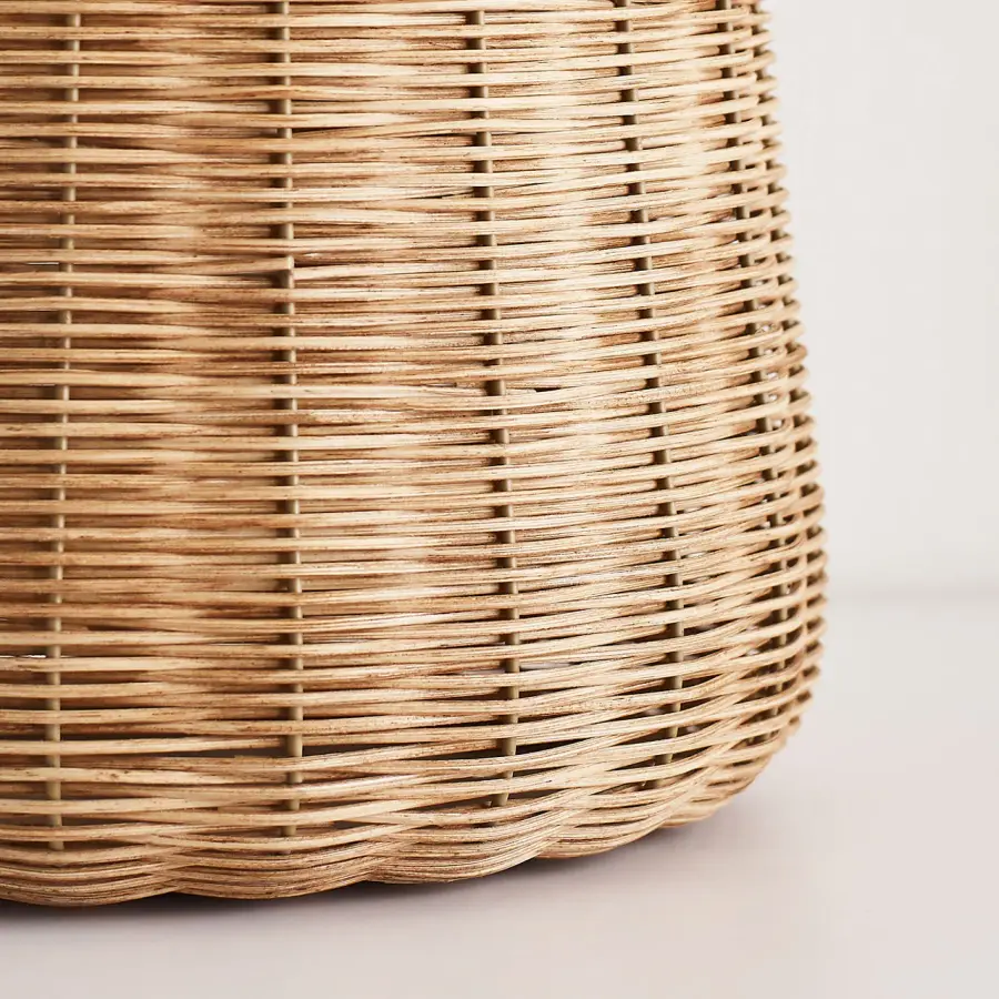 Dumar Medium Table Lamp in Blonde Rattan - Image 6