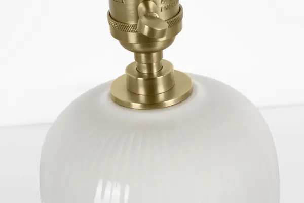 Classic Ivory Table Lamp with Timeless Elegance - Image 3