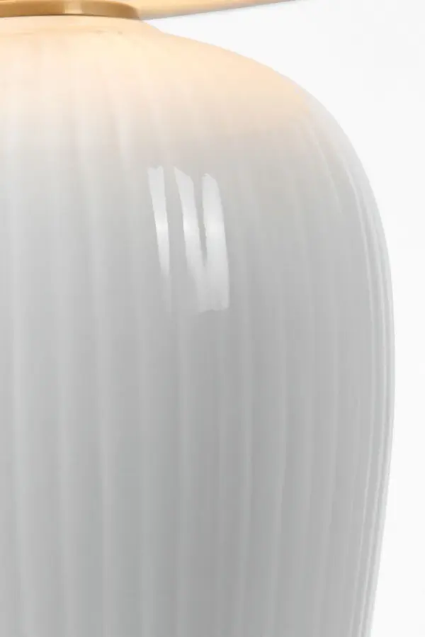 Classic Ivory Table Lamp with Timeless Elegance - Image 6