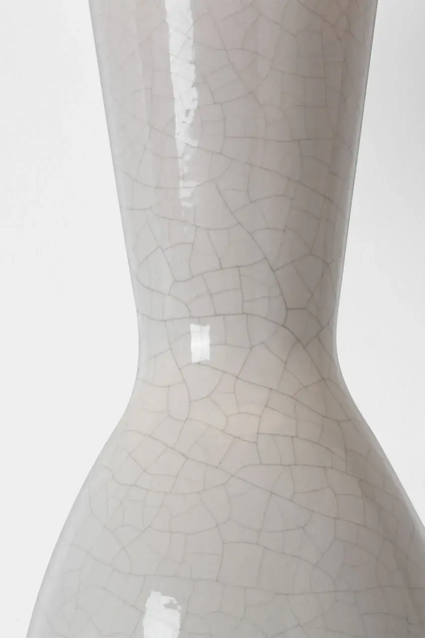 Elegant Crackled Ivory Table Lamp with Timeless Coastal Appeal - Image 3