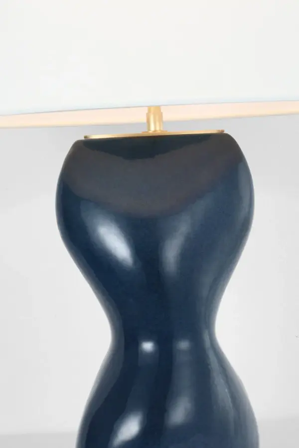 Sophisticated Organic Table Lamp with Artisanal Sandy Midnight Finish - Image 6