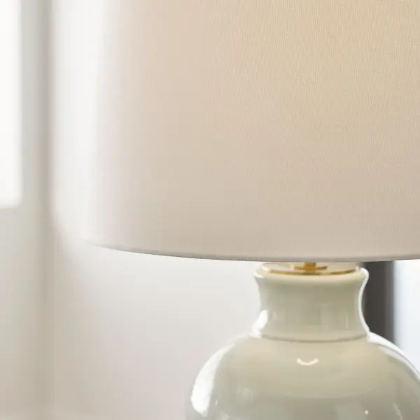 Nova Medium Table Lamp in Silk Green - Image 6