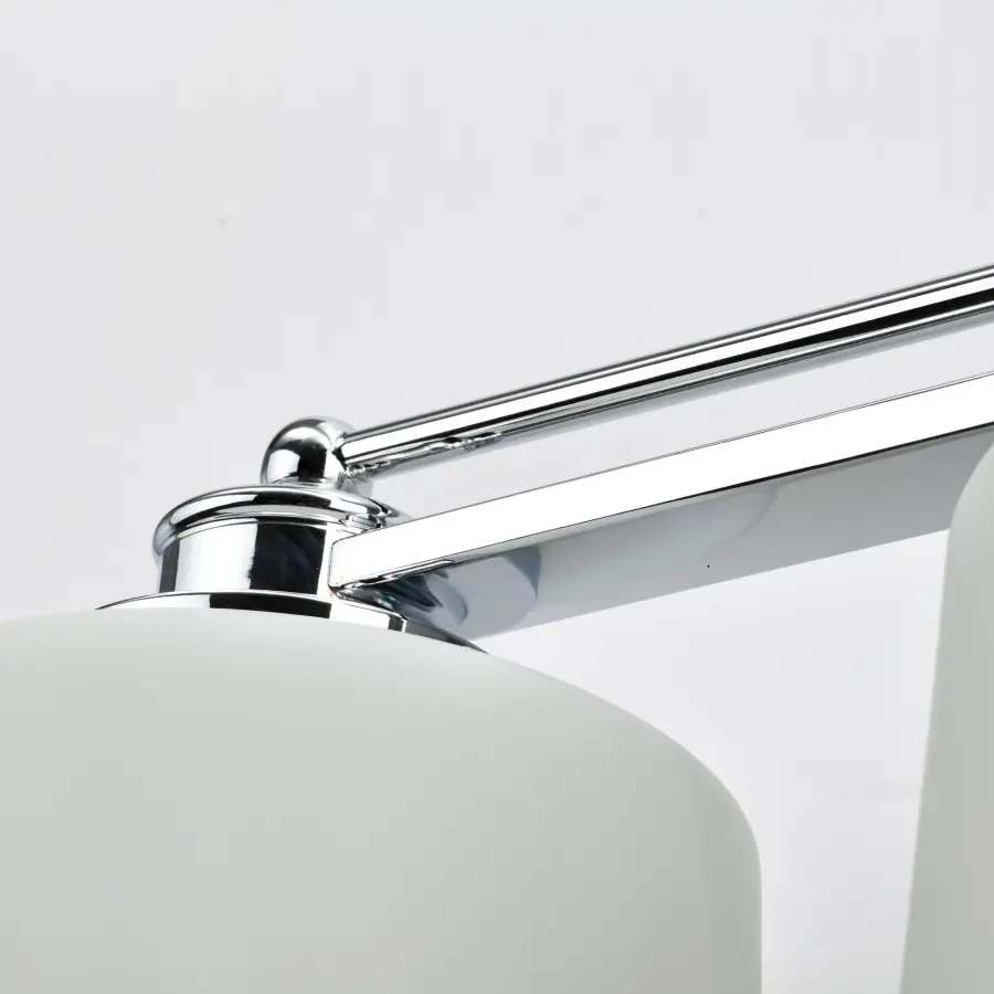 Elegant Chrome Vanity Light with Timeless Appeal - Image 9