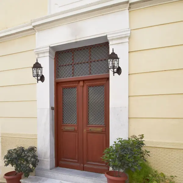 Architectural Outdoor Wall Sconce with Geometric Design - Image 2