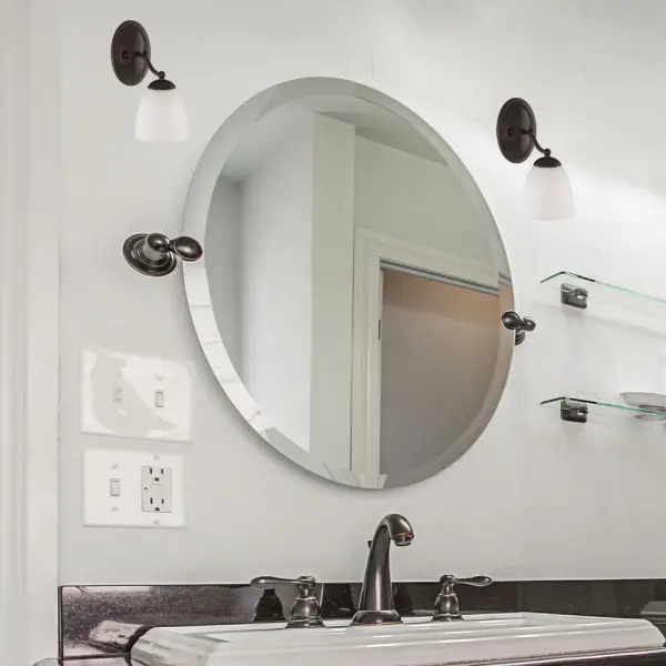 Patton 1-Light Vanity Fixture with Frosted Glass - Image 2