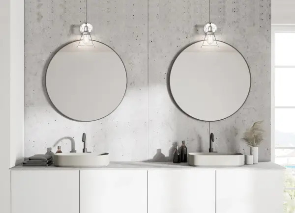 Vintage 1-Light Wall Sconce with Clear Glass - Image 10