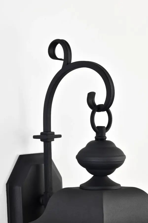 Wingate 6" Outdoor Wall Fixture with Clear Seeded Glass - Image 13