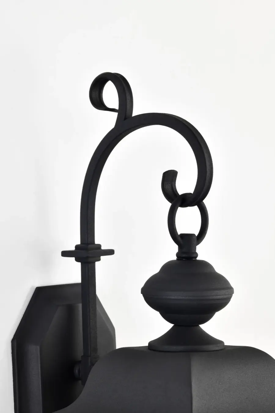 Wingate 6" Outdoor Wall Fixture with Clear Seeded Glass - Image 13