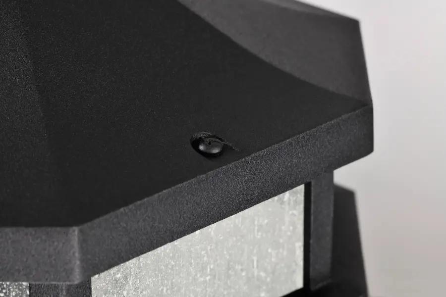 Classic Outdoor Pendant with Vintage Charm and Modern Durability - Image 7