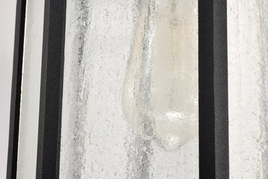 Classic Outdoor Pendant with Vintage Charm and Modern Durability - Image 9