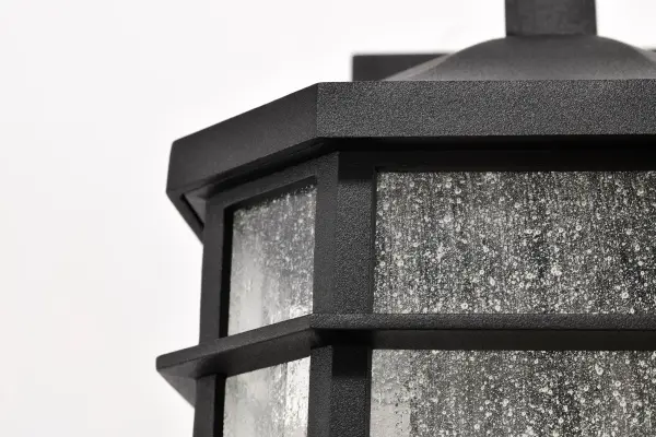 Classic Outdoor Wall Light with Timeless Appeal and Modern Versatility - Image 9