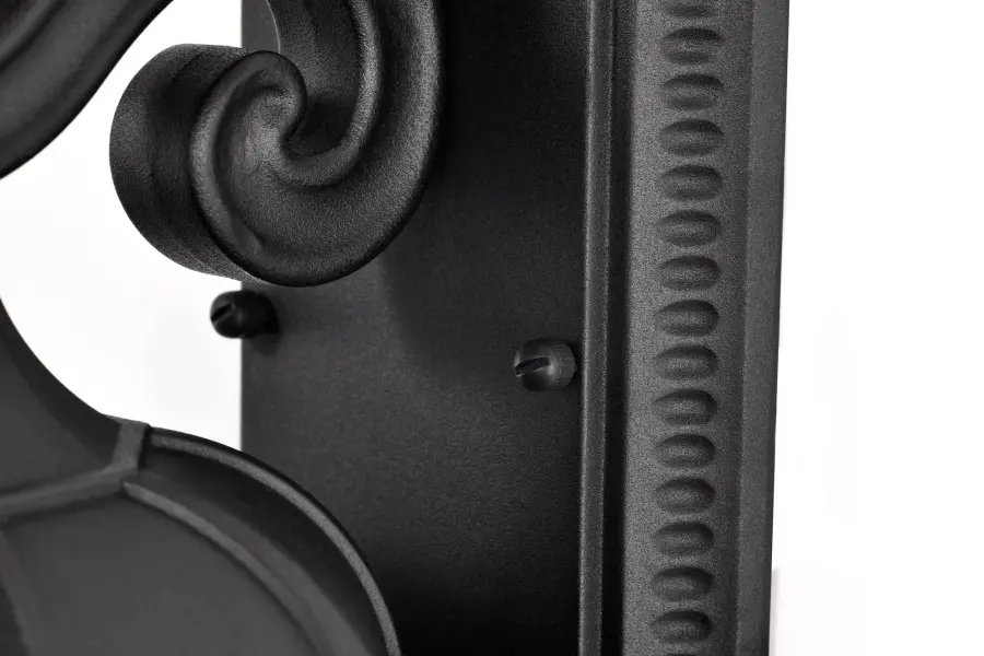 Classic Outdoor Wall Light with Provincial Charm and Water Glass Detail - Image 10