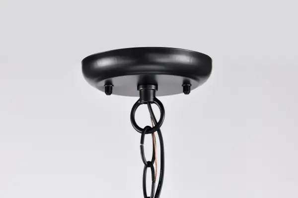 Classic Lantern Style Meets Modern Durability for Outdoor Spaces - Image 6