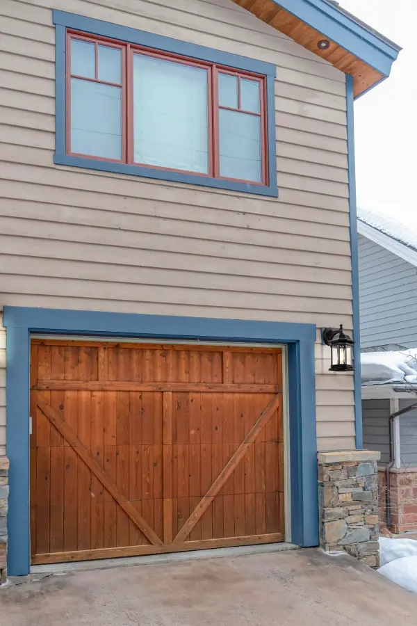 Tudor-Inspired Elegance for Your Home's Exterior - Image 13