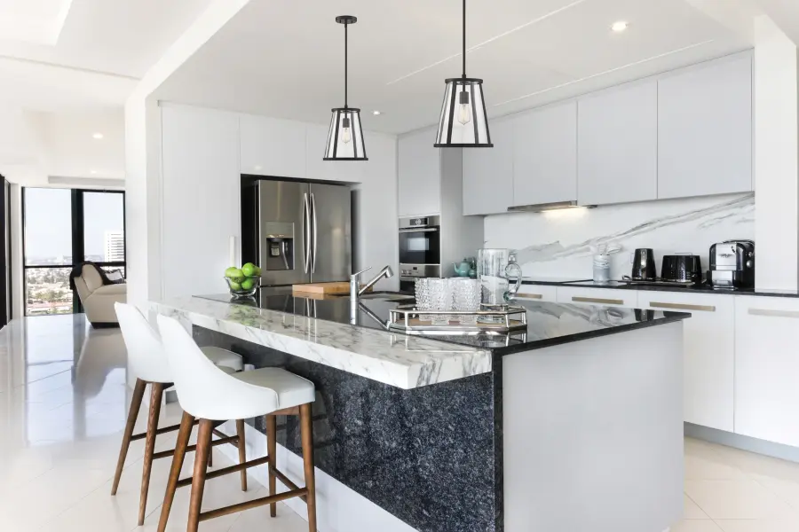 Bruge Matte Black Pendant with Clear Glass - Image 10