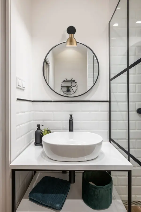 Sloan 1-Light Vanity Sconce in Matte Black and Burnished Brass - Image 9