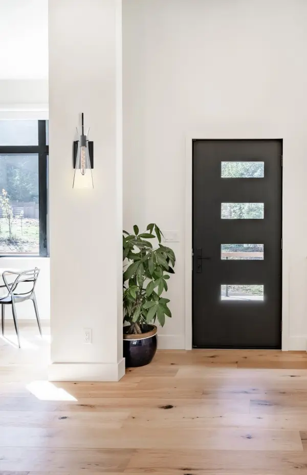 Bahari Single Light Wall Sconce in Black with Clear Glass - Image 8